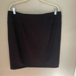 New York and Company stretch black pencil skirt
